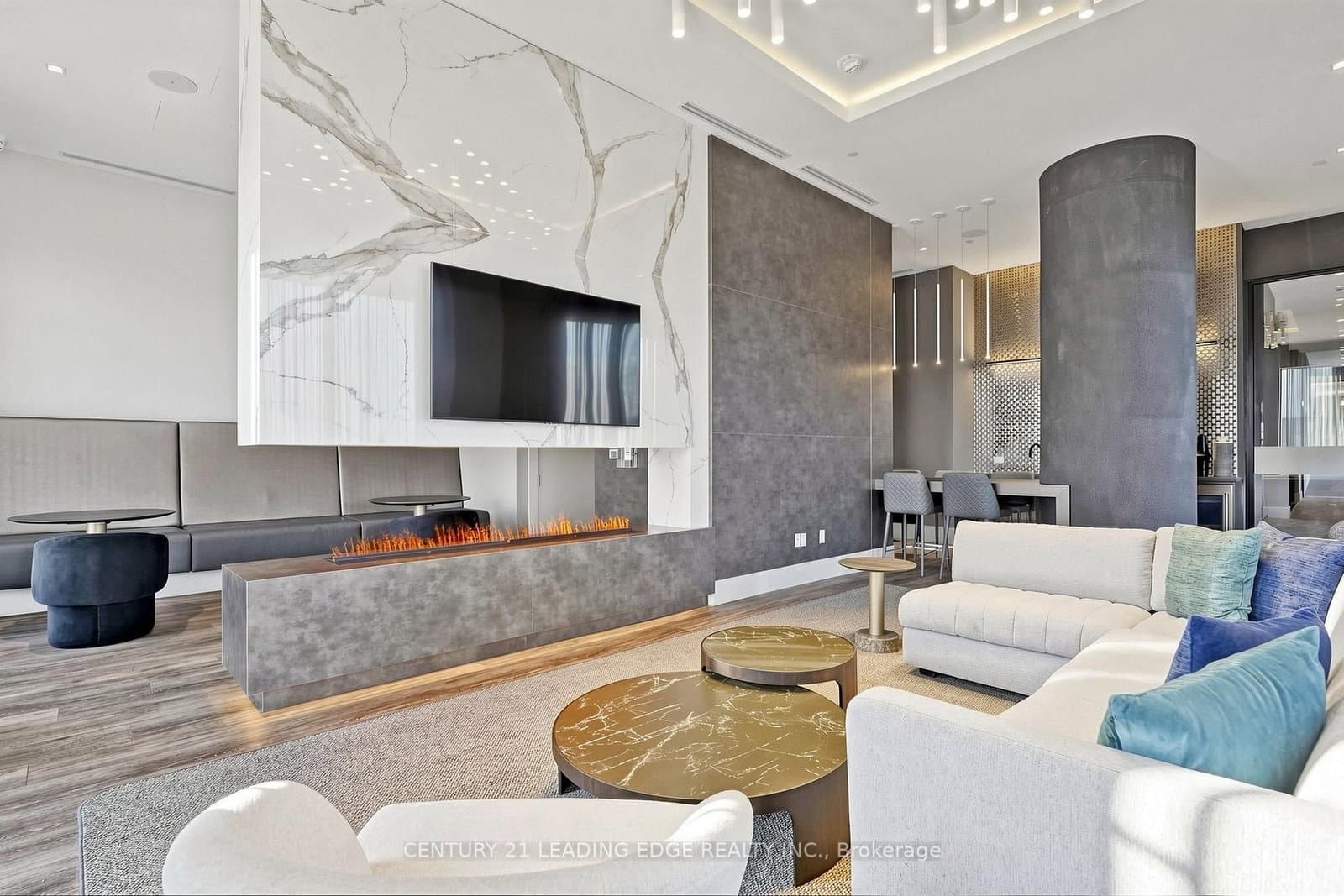2550 Simcoe Street N, Unit 409 - Image 5