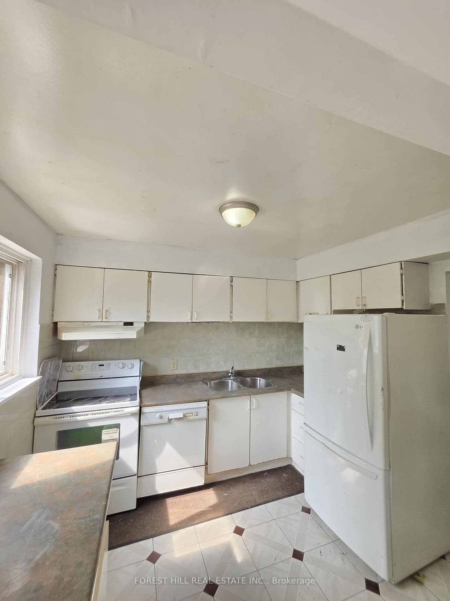50 Coleman Avenue, Unit #19 - Image 4