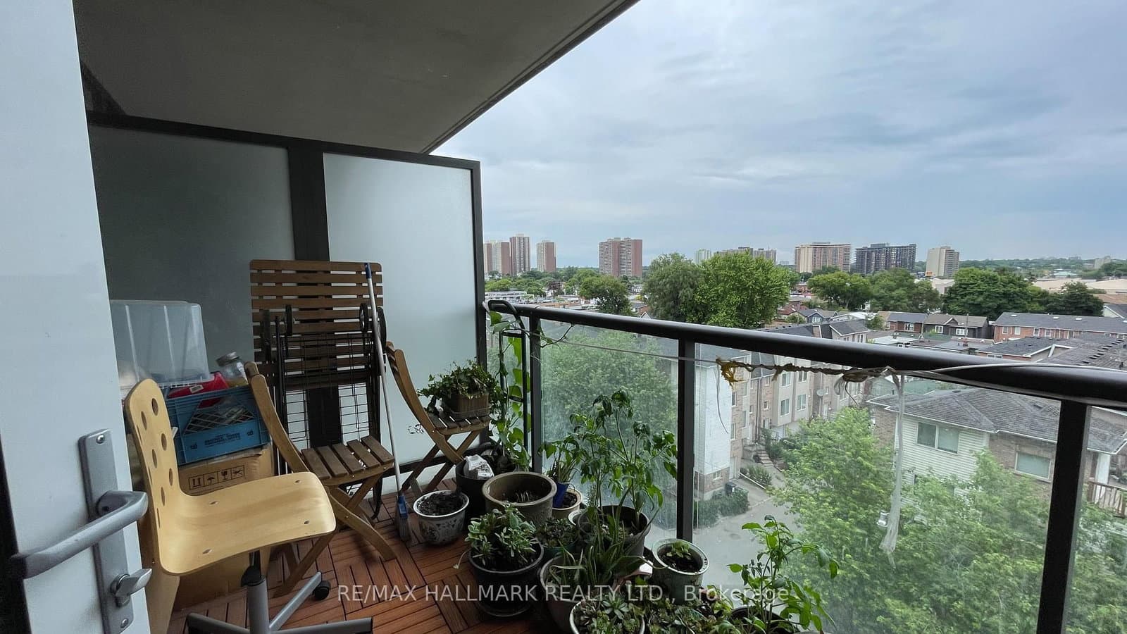 8 Trent Avenue, Unit 615 - Image 4