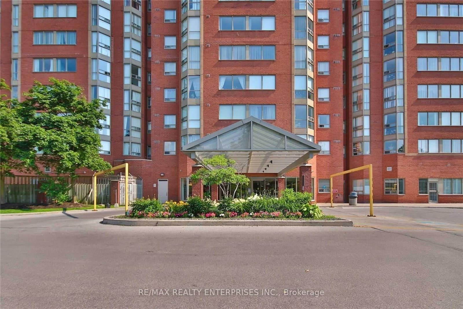 2466 Eglinton Avenue E, Unit Lph8 - Image 2