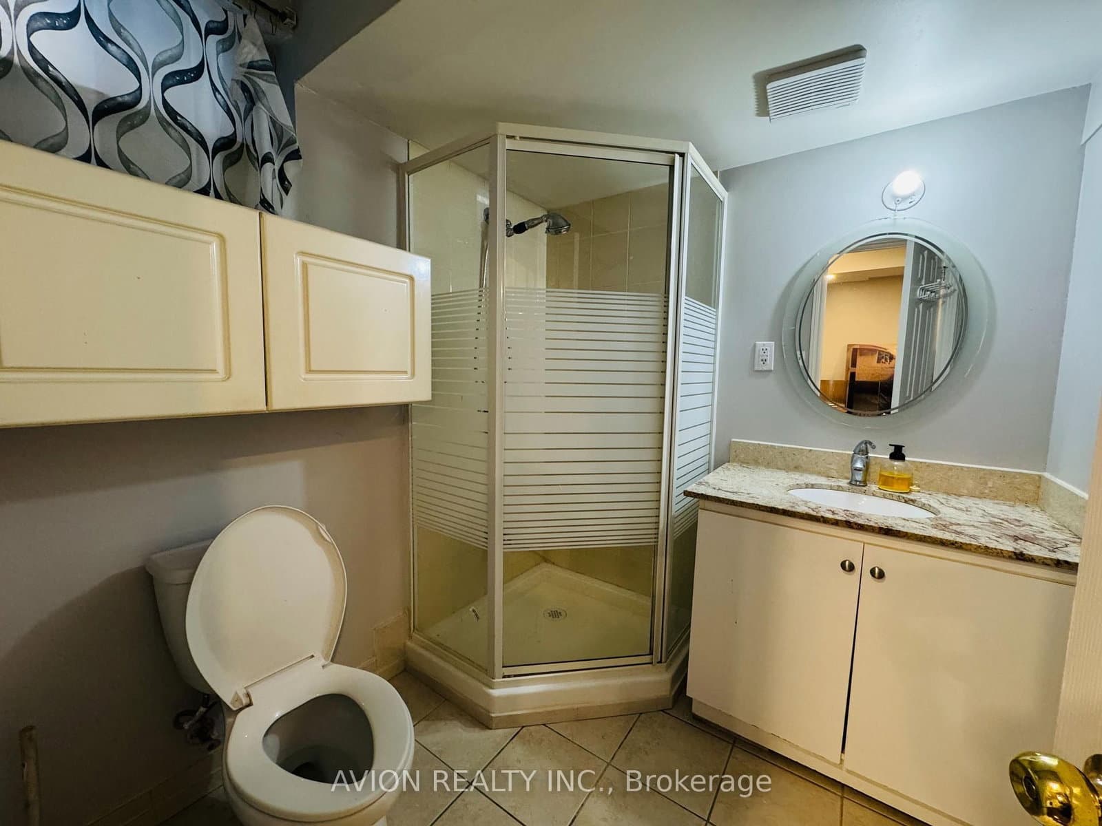 15 Saintsbury Square, Unit Basement - Image 4