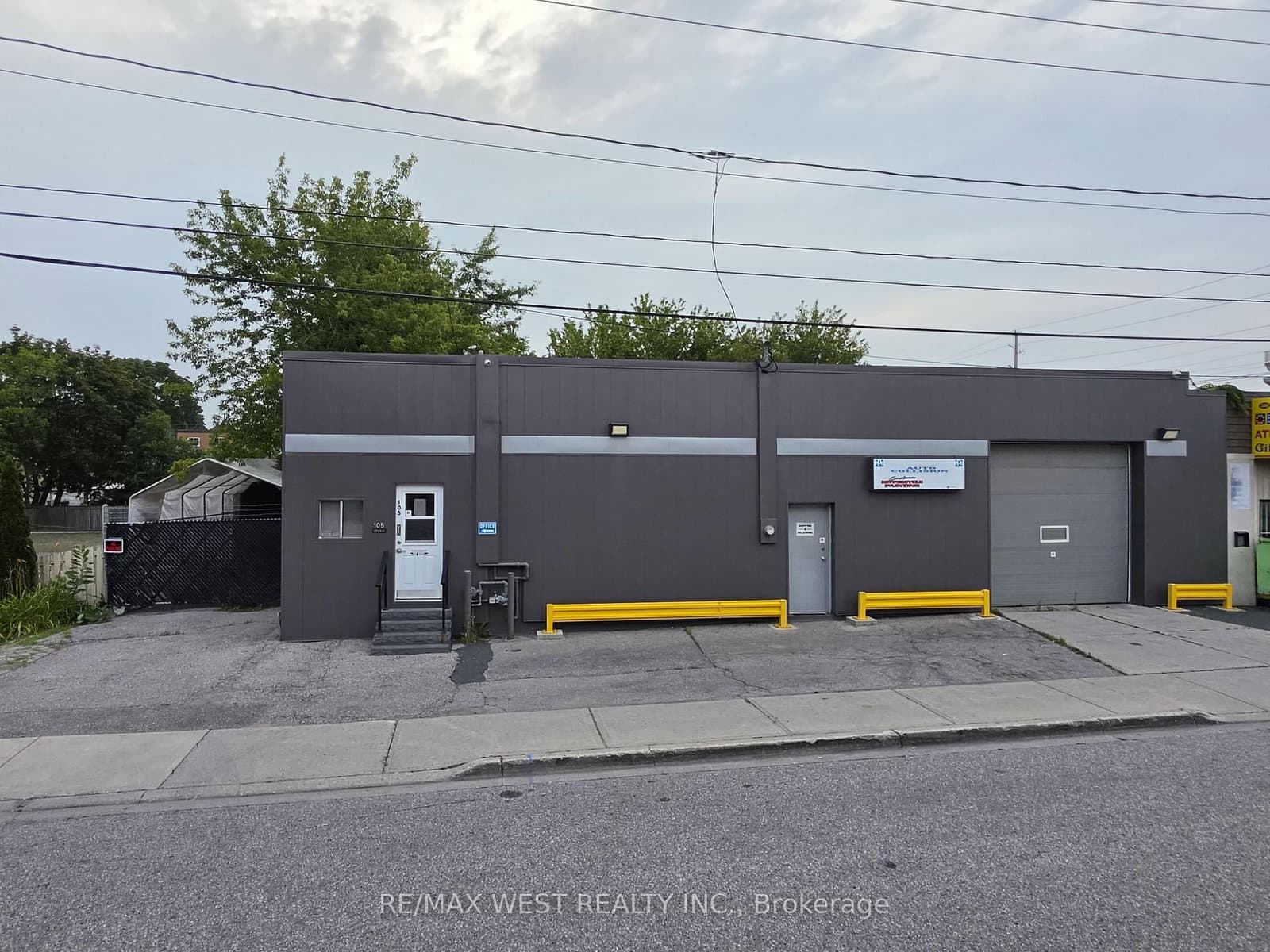 105 Ash Street - Image 1
