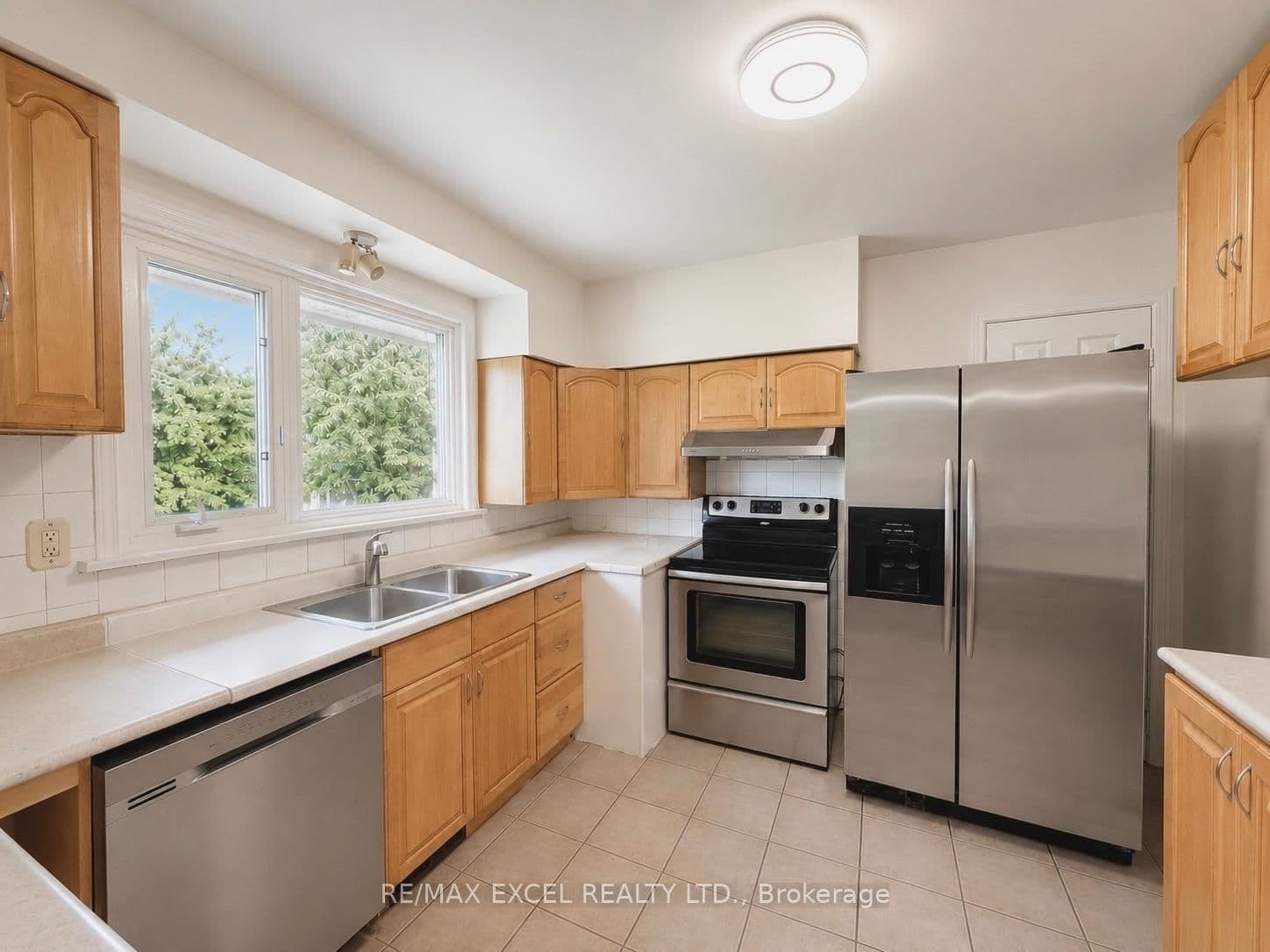 39 Commons Drive, Unit Main - Image 5