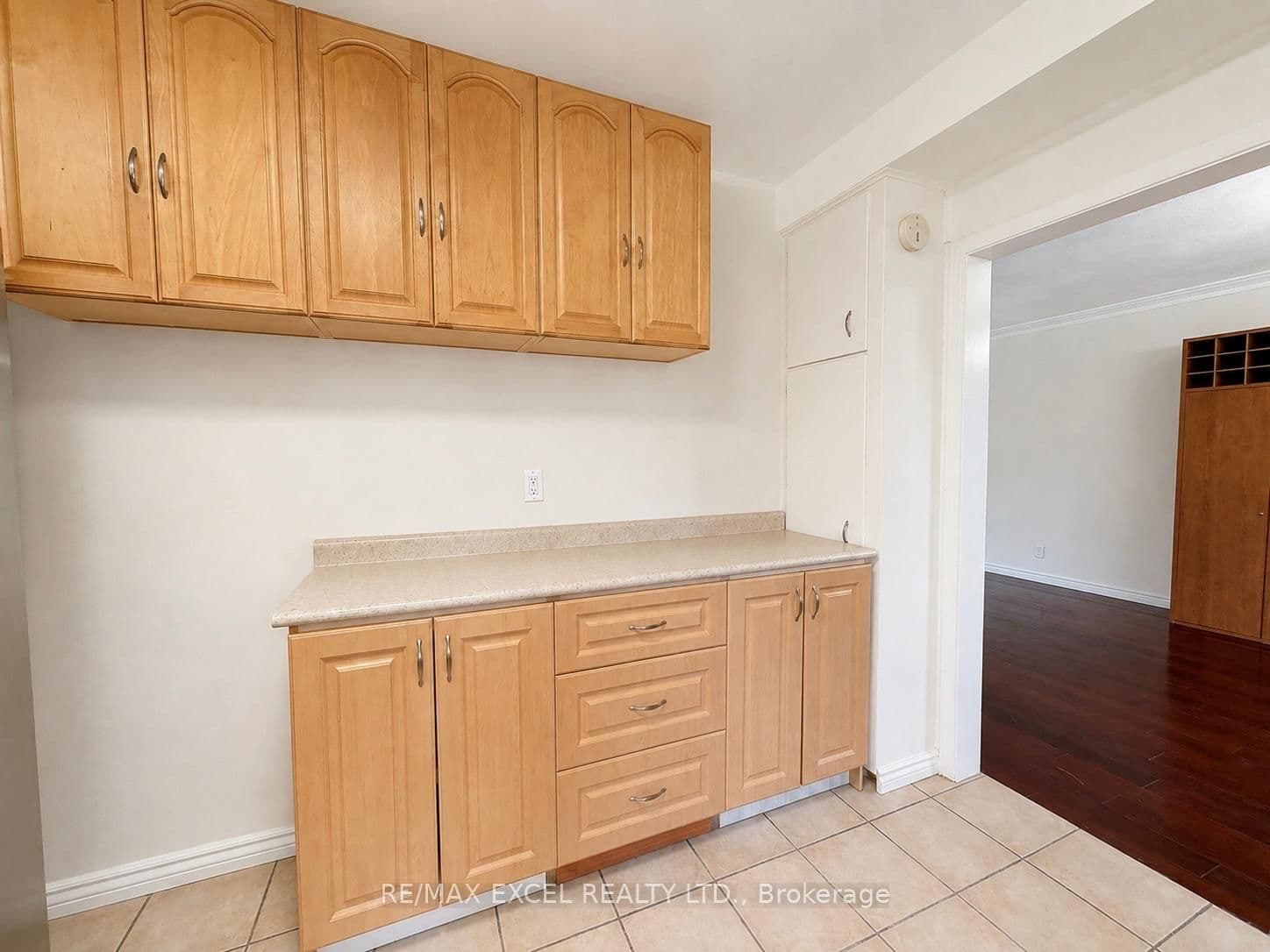 39 Commons Drive, Unit Main - Image 6