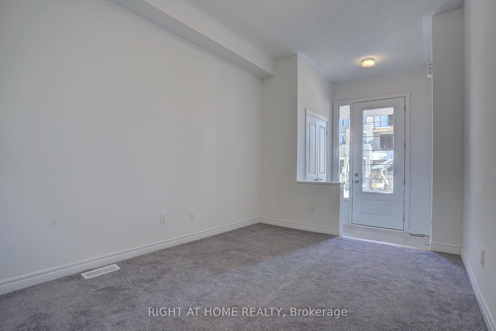 2038 CAMERON LOTT Crescent - Image 3