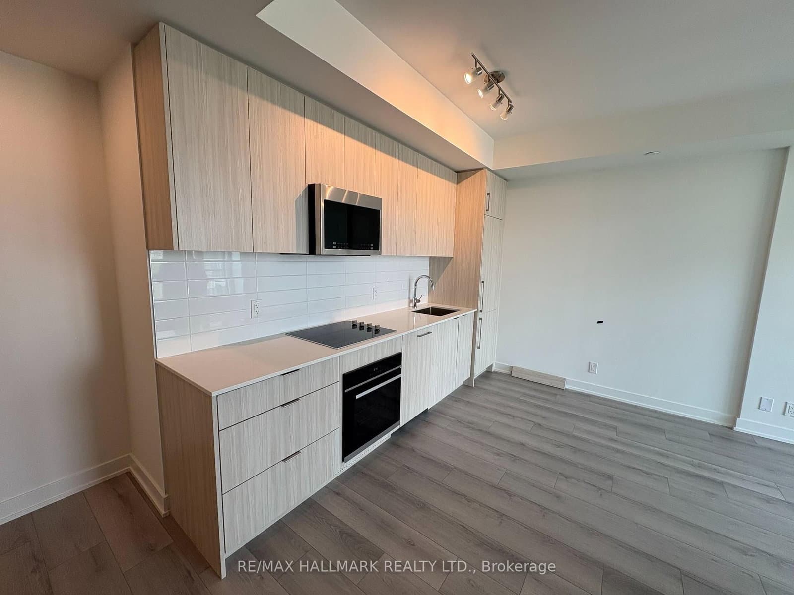 20 Deans Drive, Unit 601 - Image 5