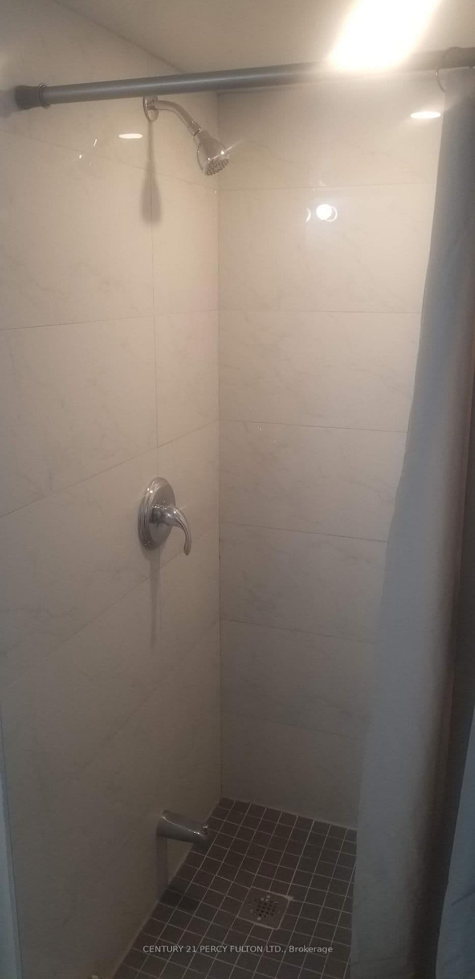 54 Baycliffe Drive, Unit 1 - Image 5
