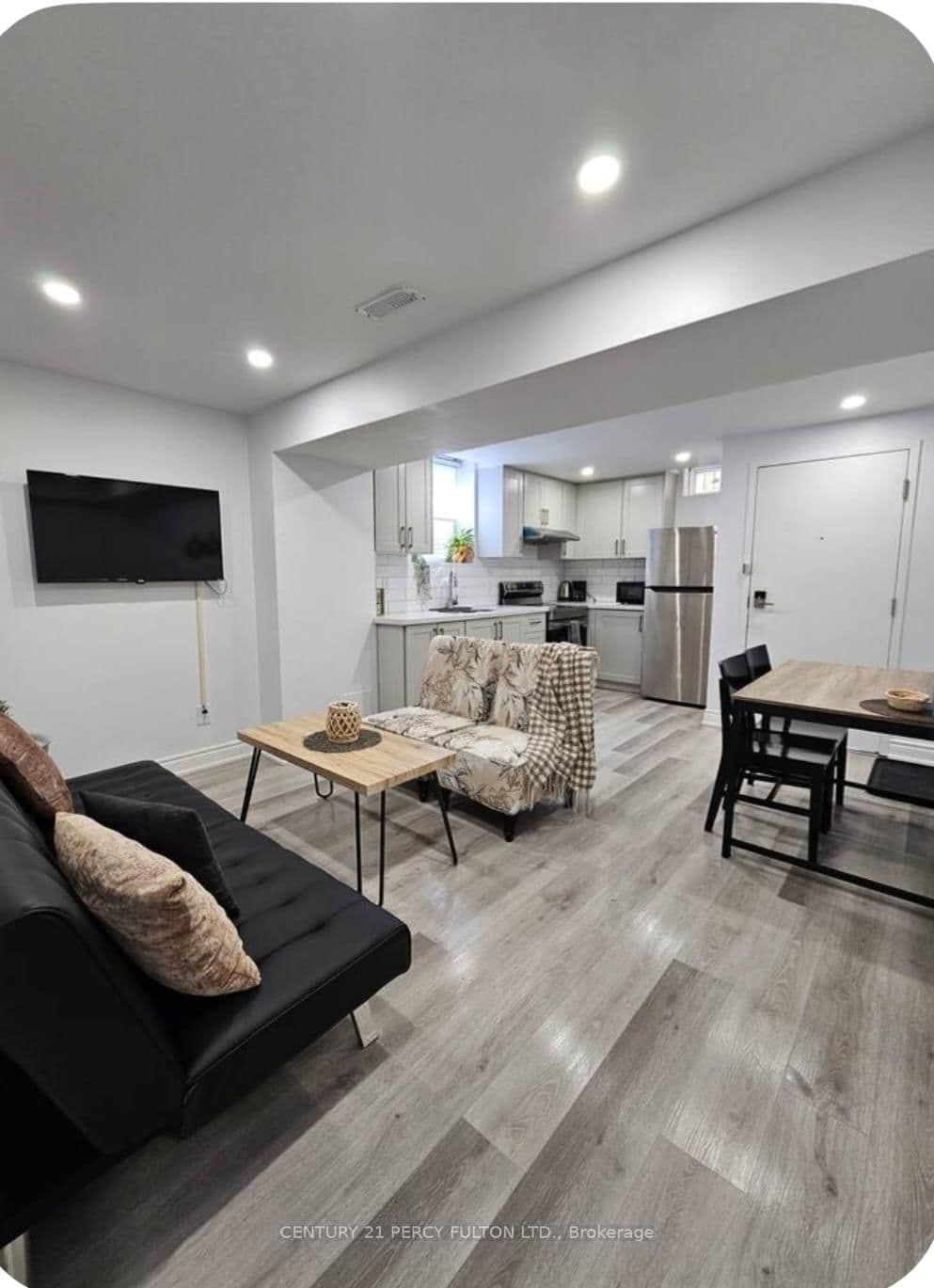 54 Baycliffe Drive, Unit 2 - Image 1