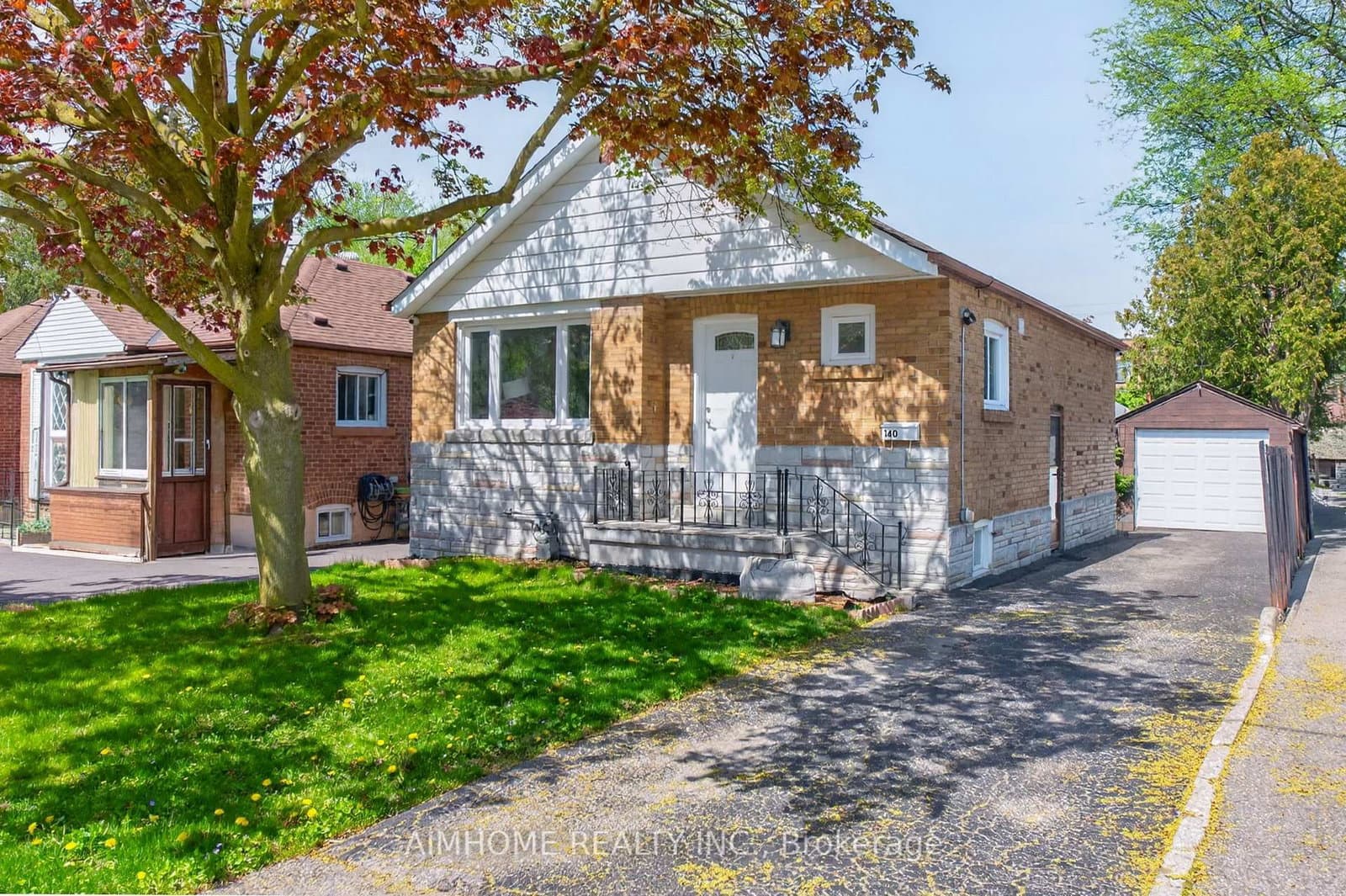 140 Meighen Avenue - Image 1