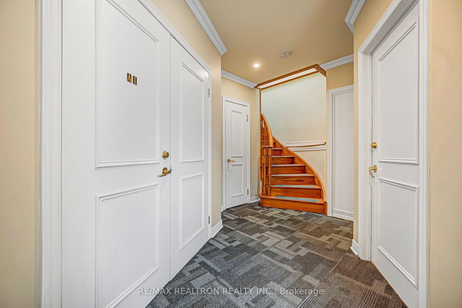 454 Donlands Avenue - Image 4