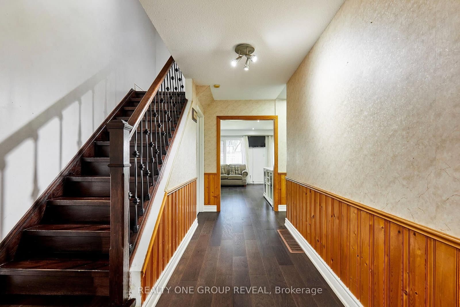 1374 Everton Street - Image 5
