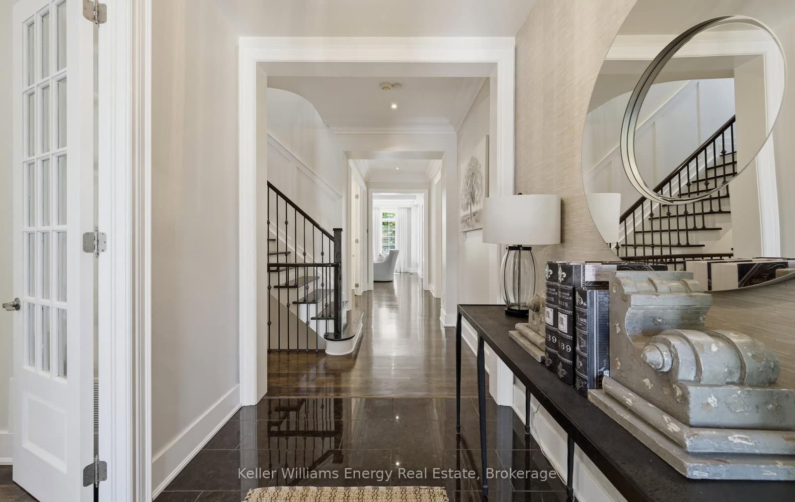 7 Woodington Court - Image 2