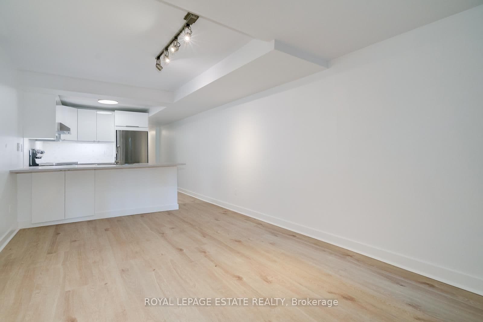155 Langley Avenue, Unit Lower Level - Image 2
