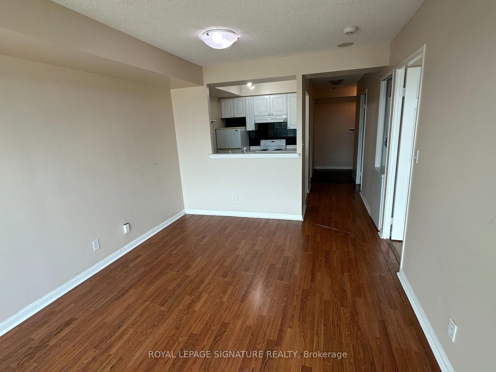 18 Lee Centre Drive, Unit 1113 - Image 2