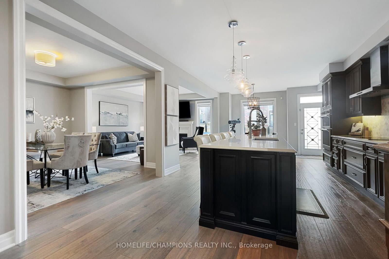 993 Dragonfly Avenue - Image 4