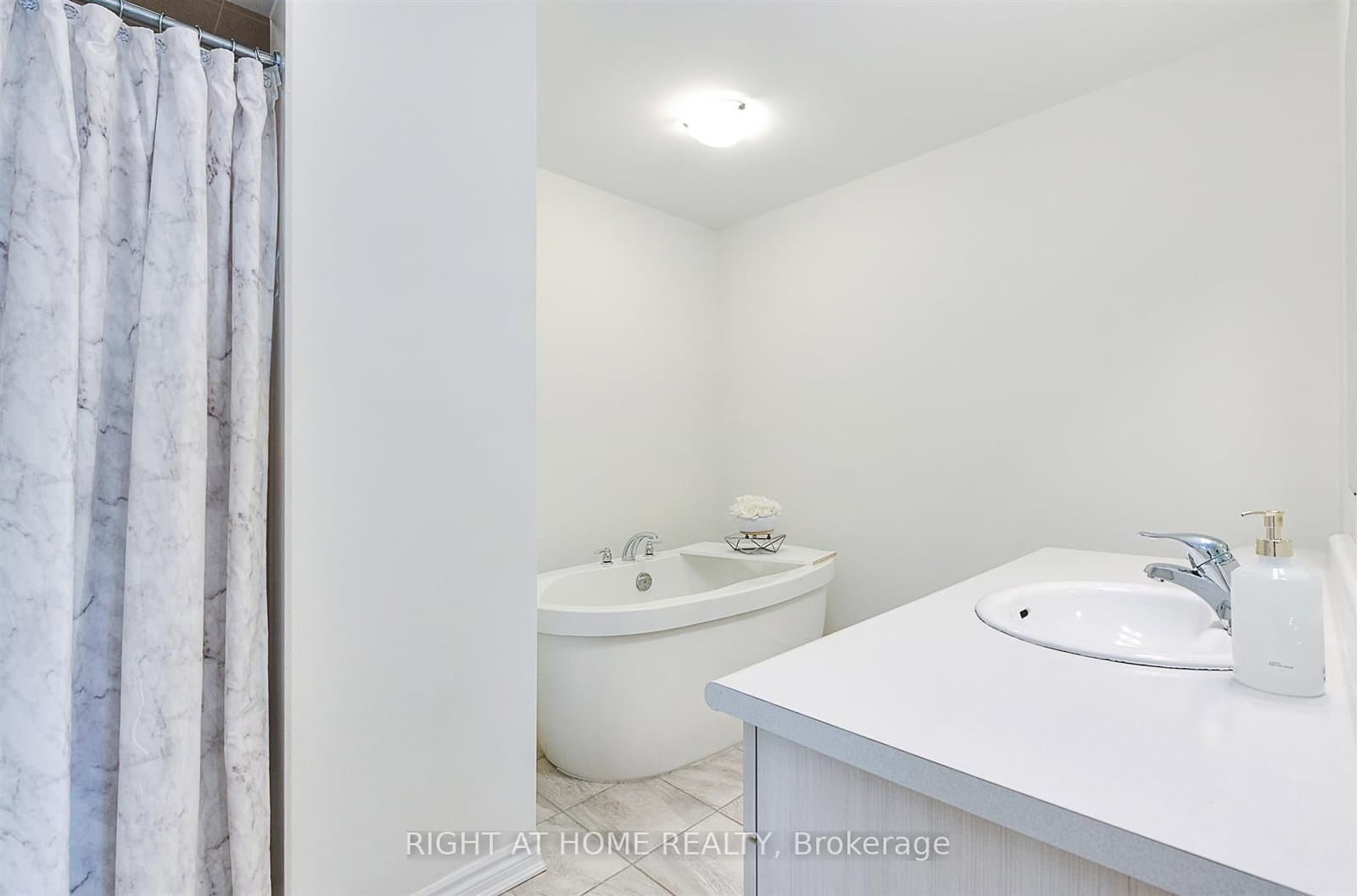1148 Dragonfly Ave Avenue, Unit 403 - Image 3