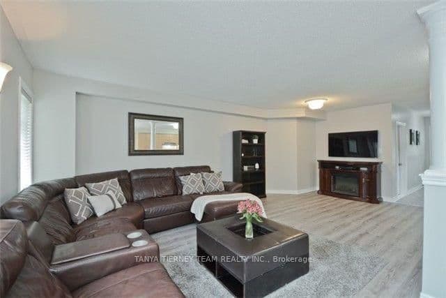 64 Melody Drive - Image 5
