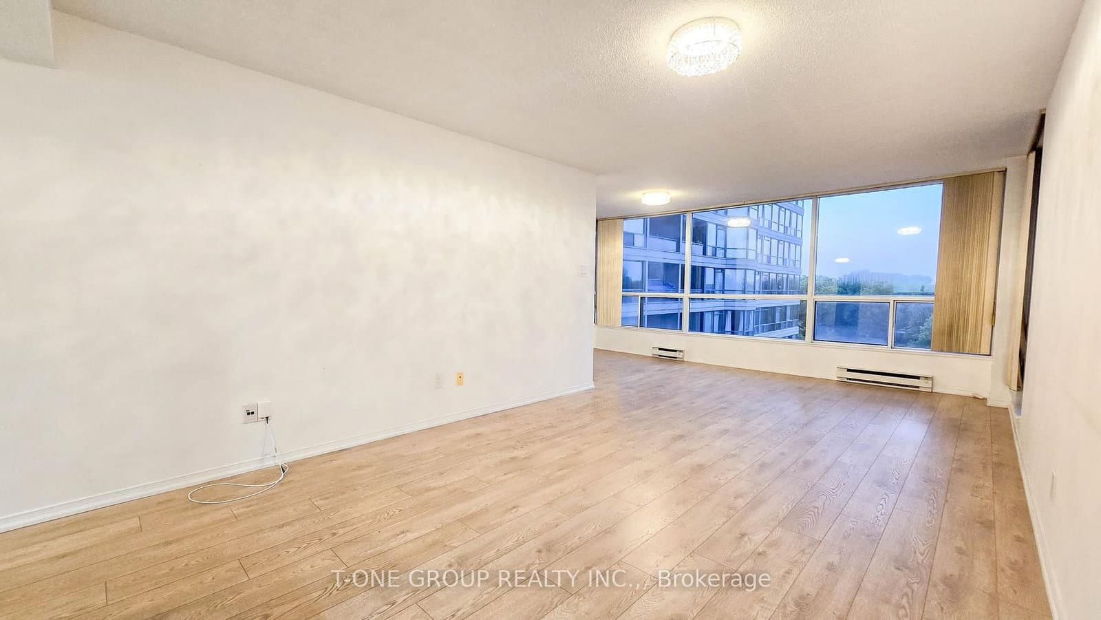 4725 Sheppard Avenue E, Unit 516 - Image 2