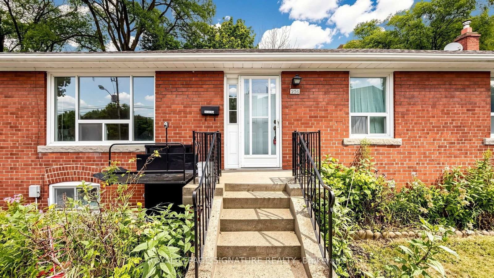 256 Ferris Road - Image 2