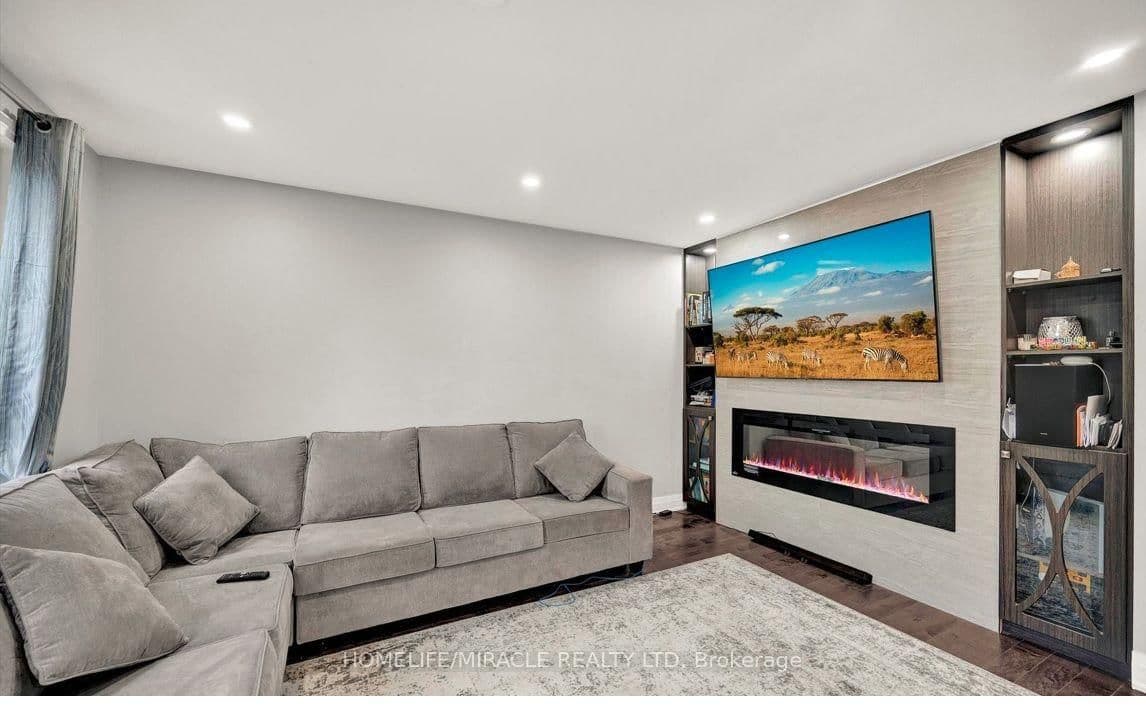 696 Sheppard Avenue - Image 6