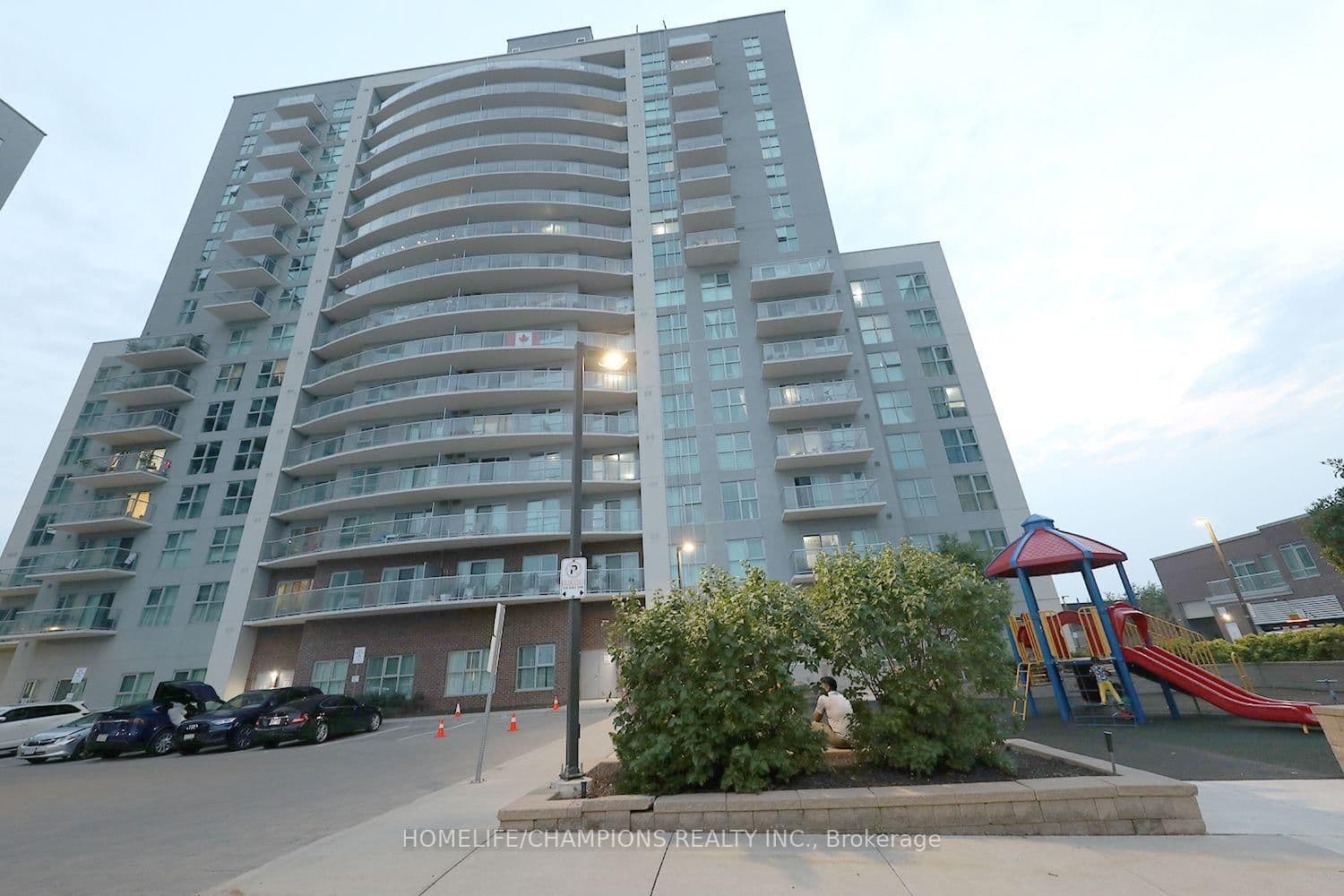 #112 - 2150 Lawrence Avenue