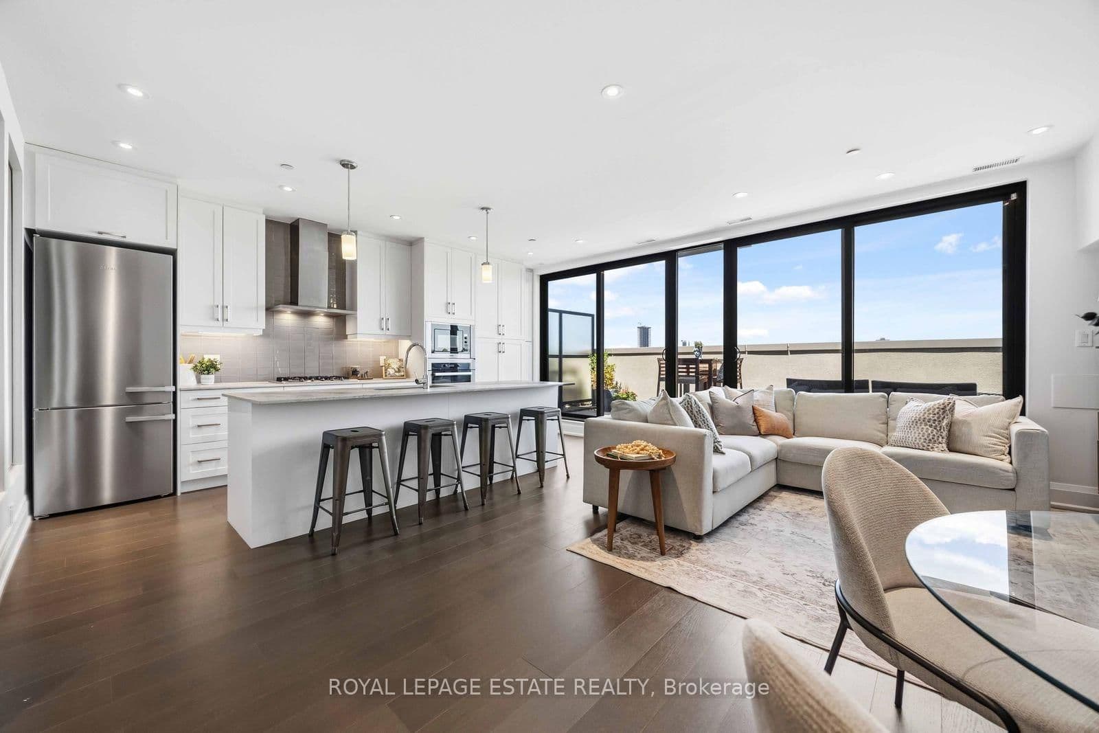 365 Beech Avenue, Unit 511 - Image 4