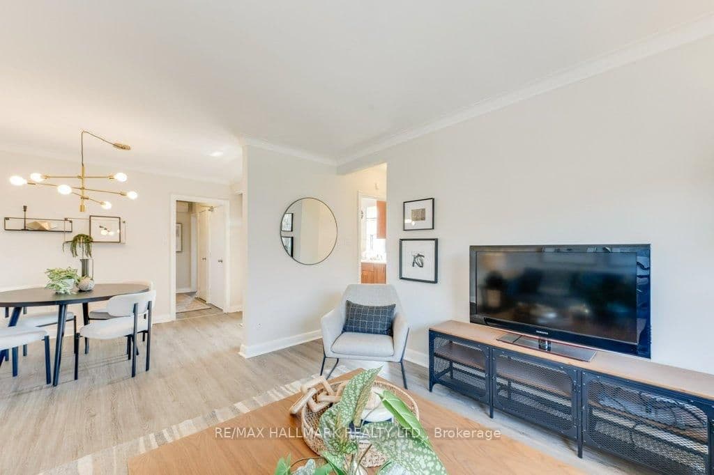225 Woodville Avenue, Unit Upper - Image 6