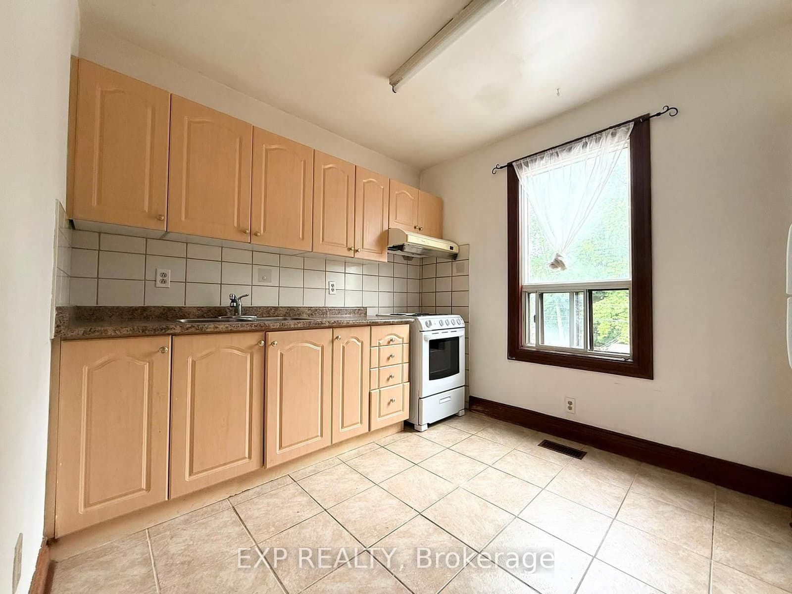 759 Gerrard Street E, Unit 2nd FL - Image 1