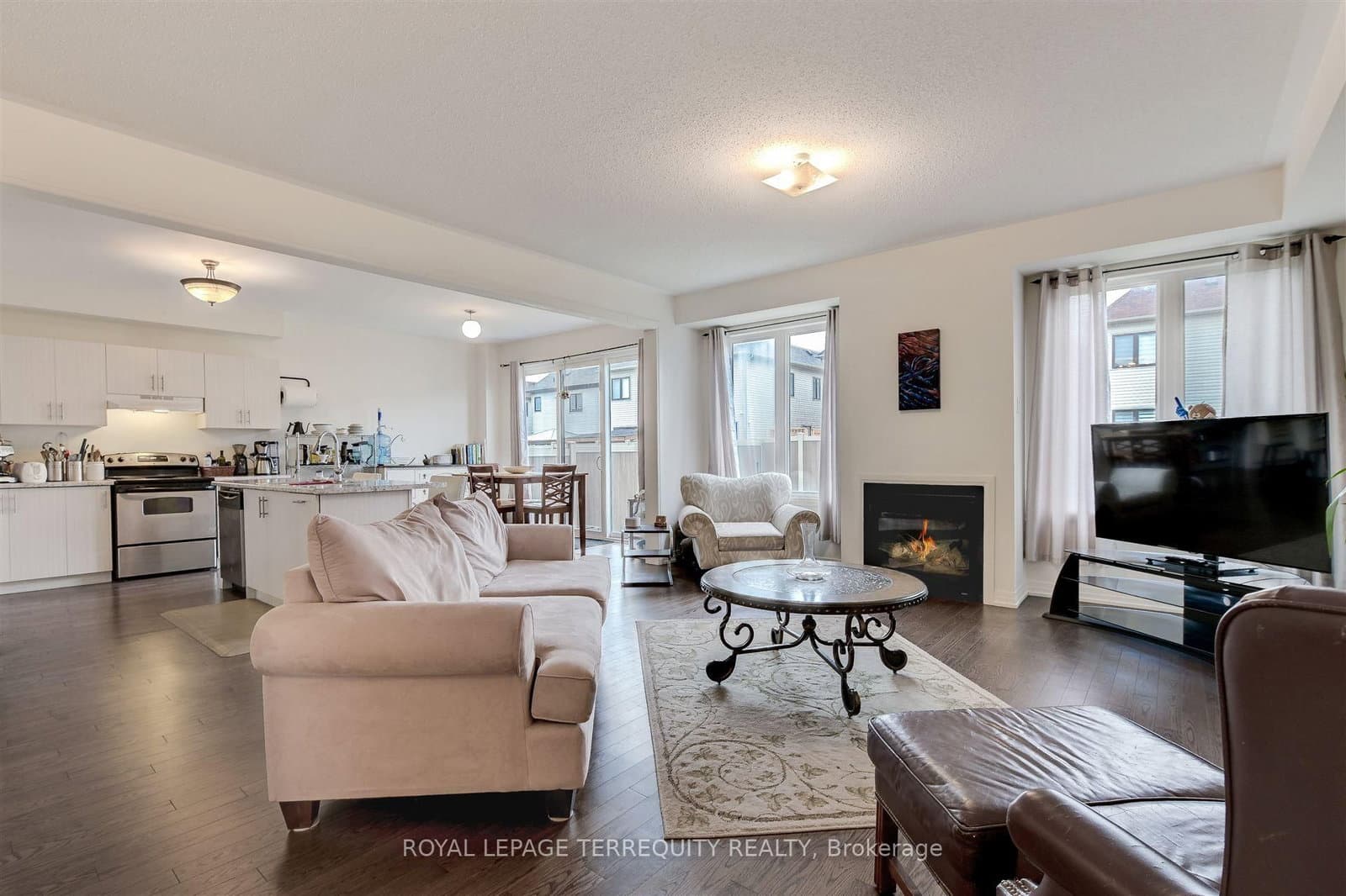137 East Shore Drive - Image 6