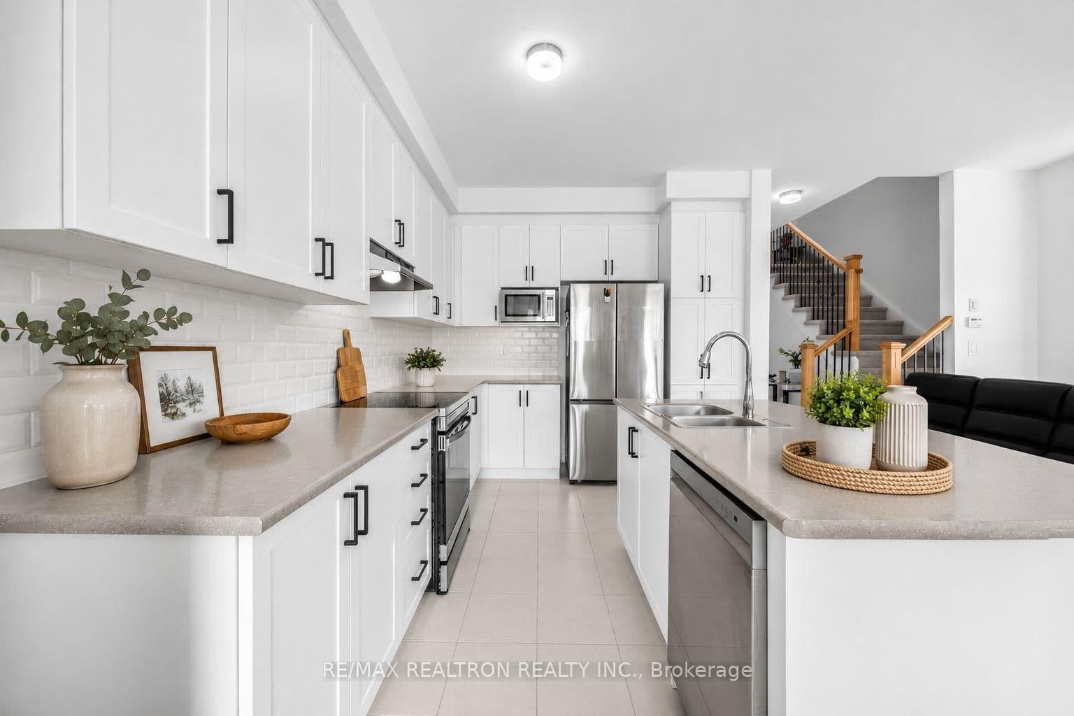 2024 Cameron Lott Crescent - Image 3