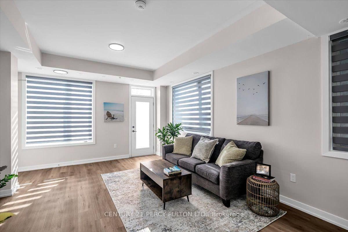 1555 Kingston Road Pickering On Road, Unit 207 - Image 3