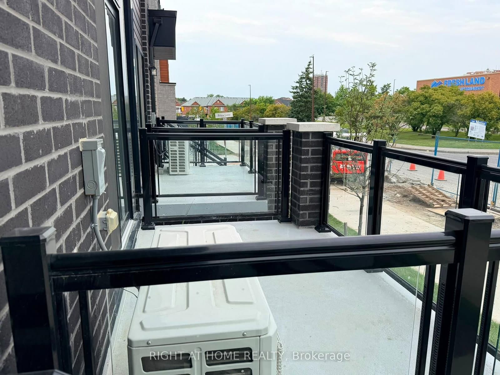 10 Liben Way, Unit 14 - Image 4