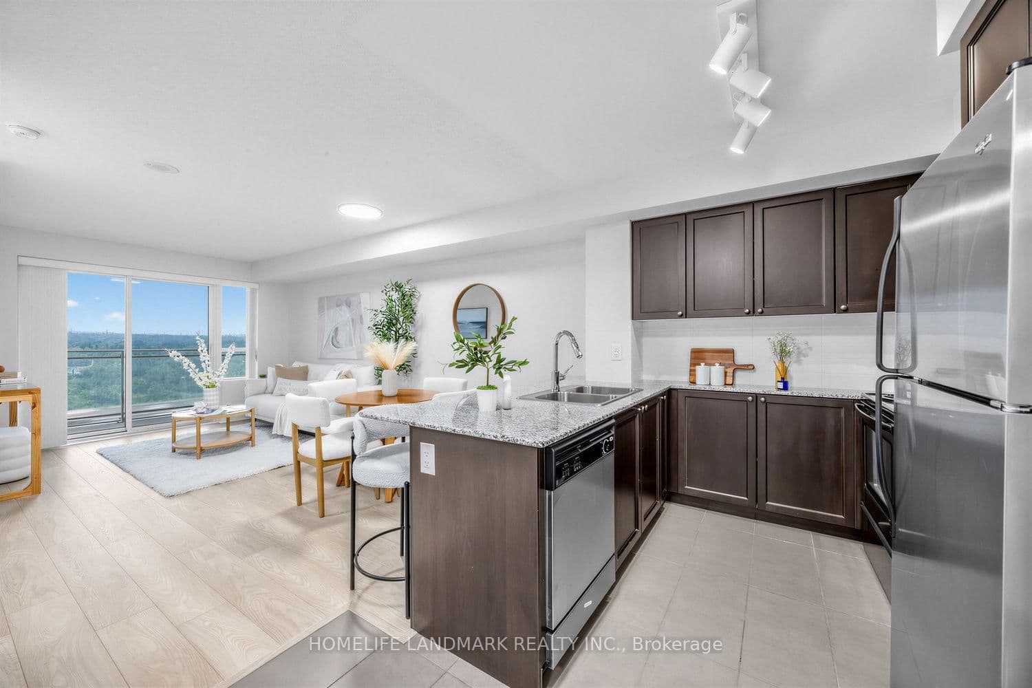 1235 Bayly Street, Unit 807 - Image 1