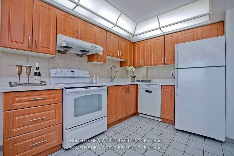4727 Sheppard Avenue E, Unit 1205 - Image 5