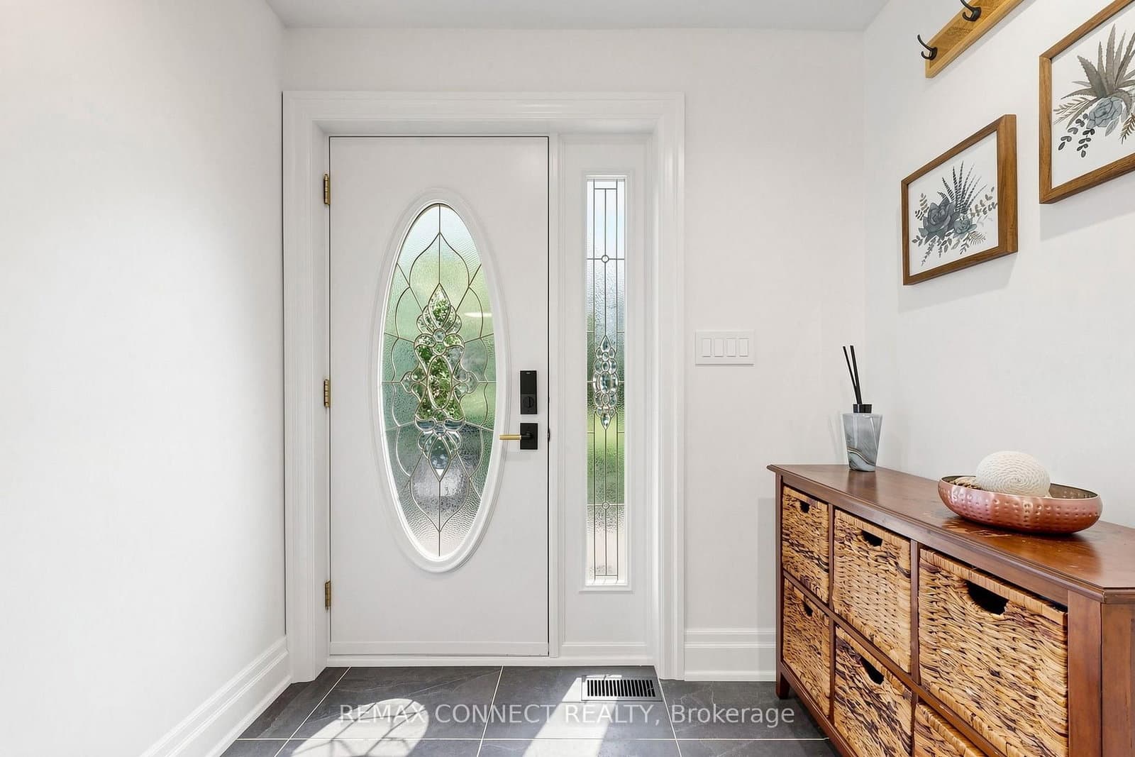 10 Catalina Drive - Image 3