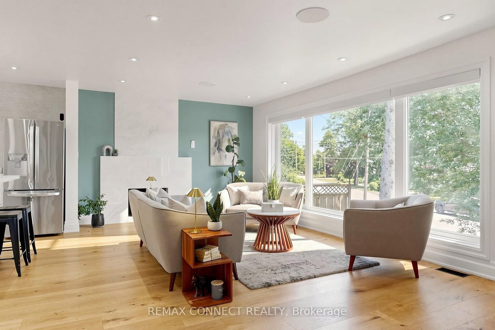 10 Catalina Drive - Image 4