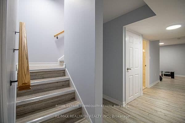 32 Crombie Street, Unit BSMT - Image 4