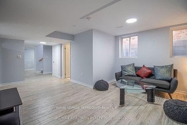 32 Crombie Street, Unit BSMT - Image 6