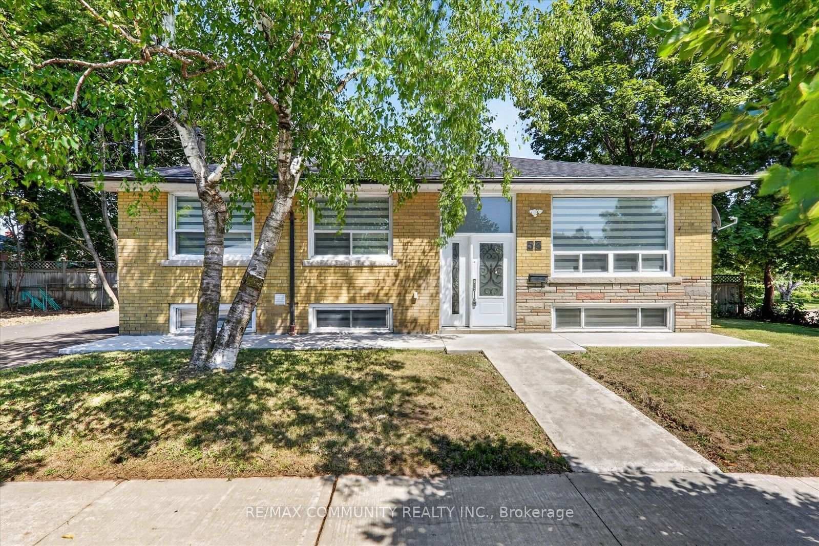 53 Milford Haven Drive N - Image 1