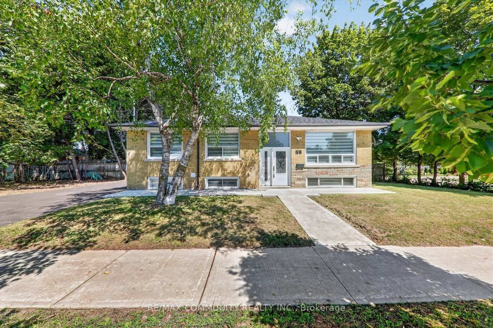 53 Milford Haven Drive N - Image 2