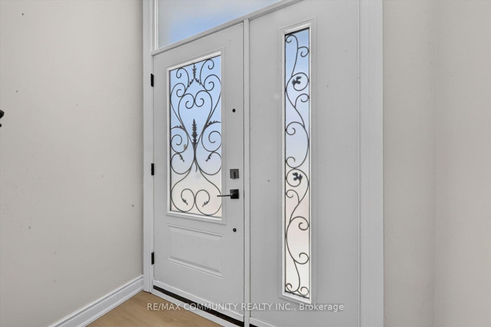 53 Milford Haven Drive N - Image 5