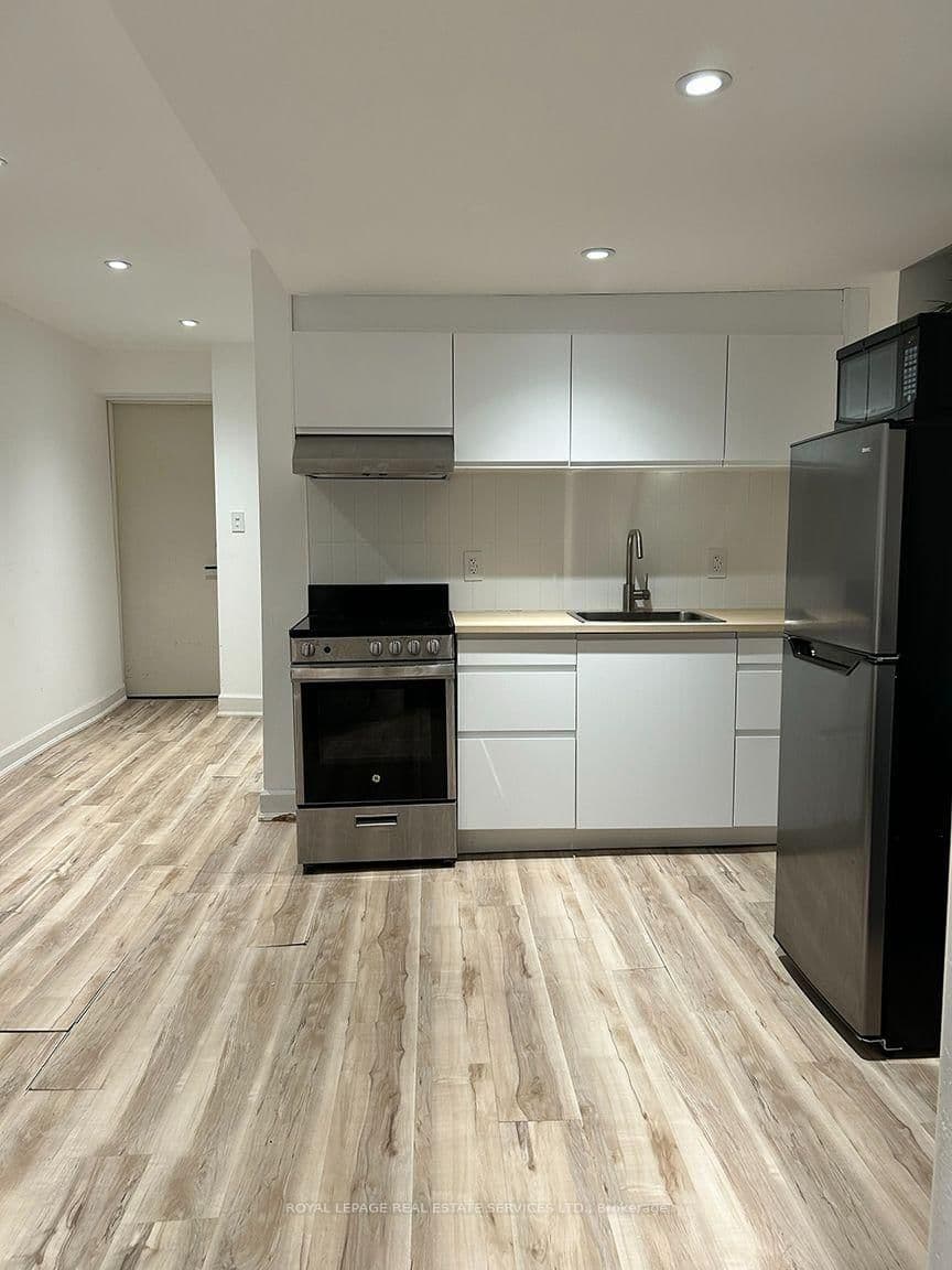 100 Morse Street, Unit Unit-B - Image 5