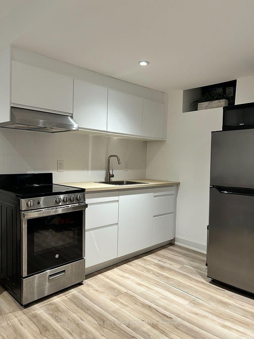 100 Morse Street, Unit Unit-B - Image 6
