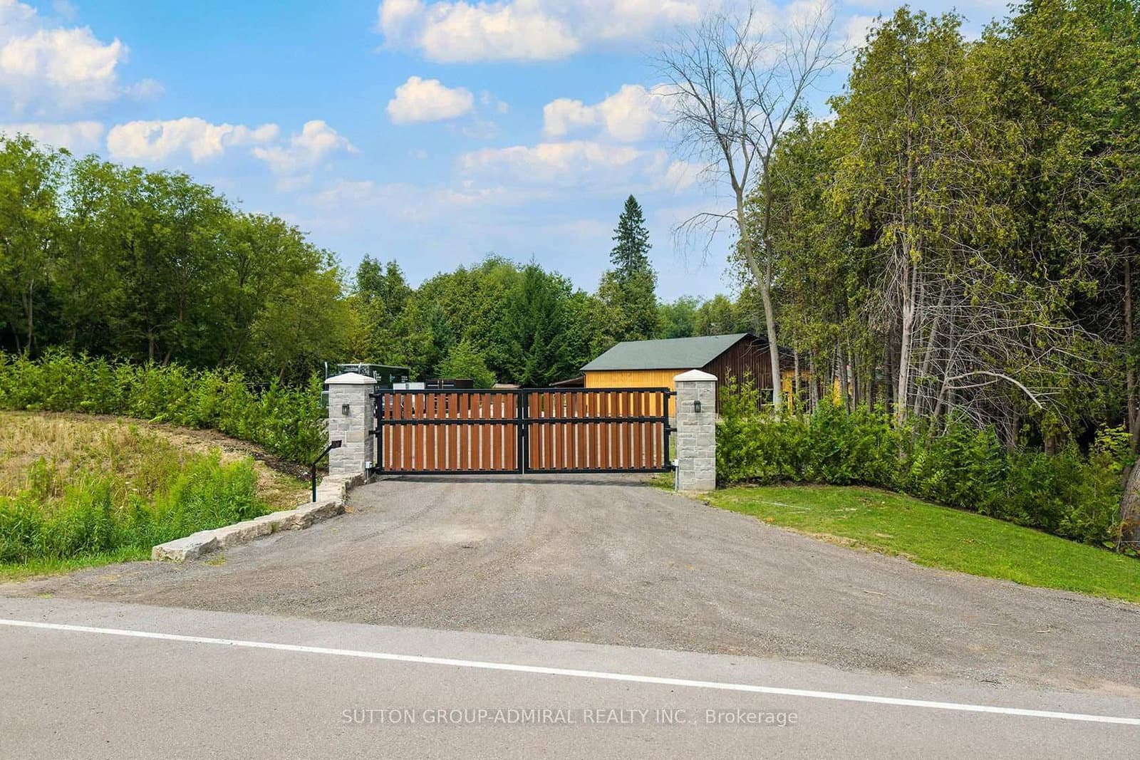 2460 Concession 8 Road - Image 6