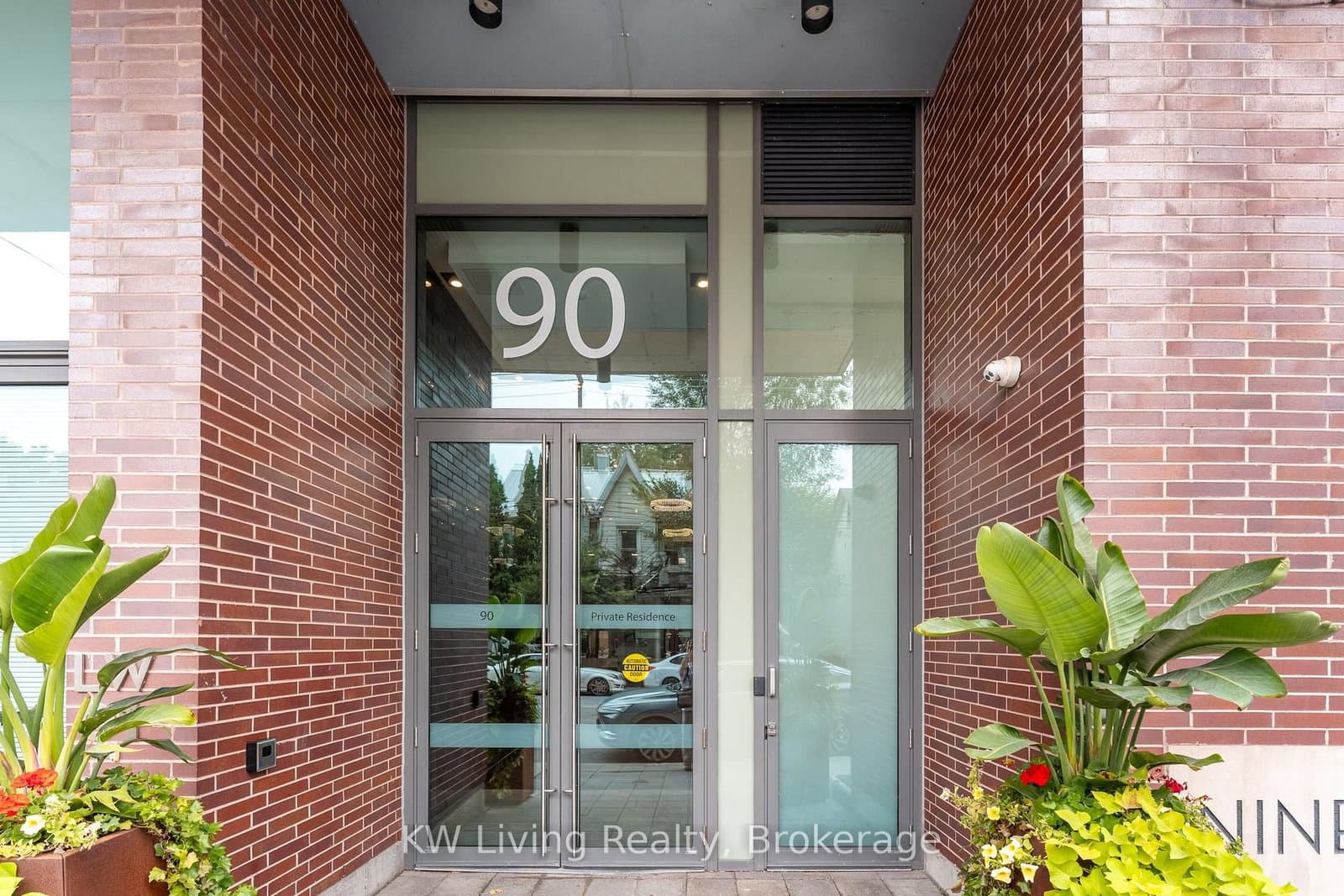 90 Broadview Avenue, Unit LW1 - Image 4
