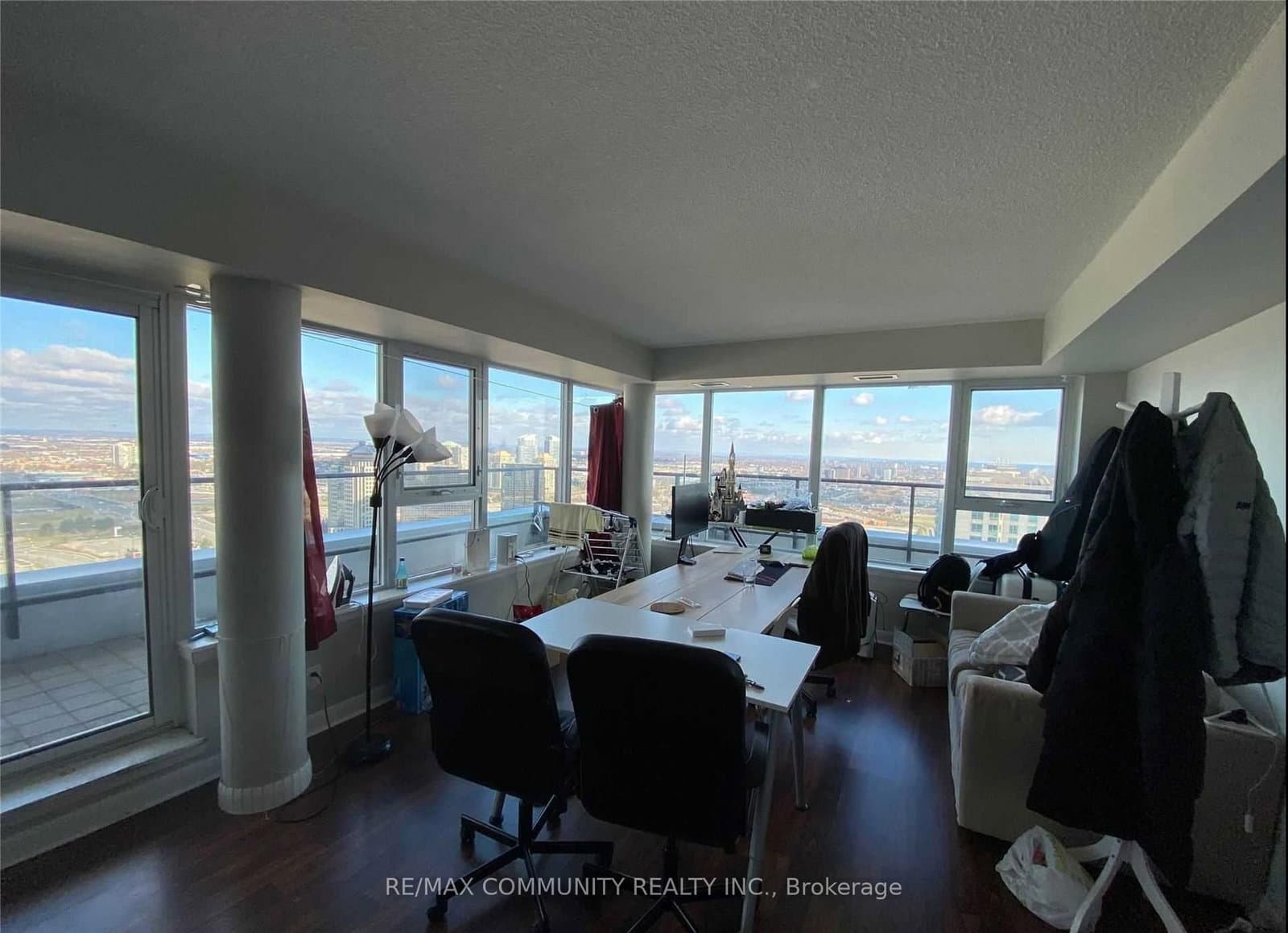 25 Town Centre Crescent, Unit LPH01 - Image 2
