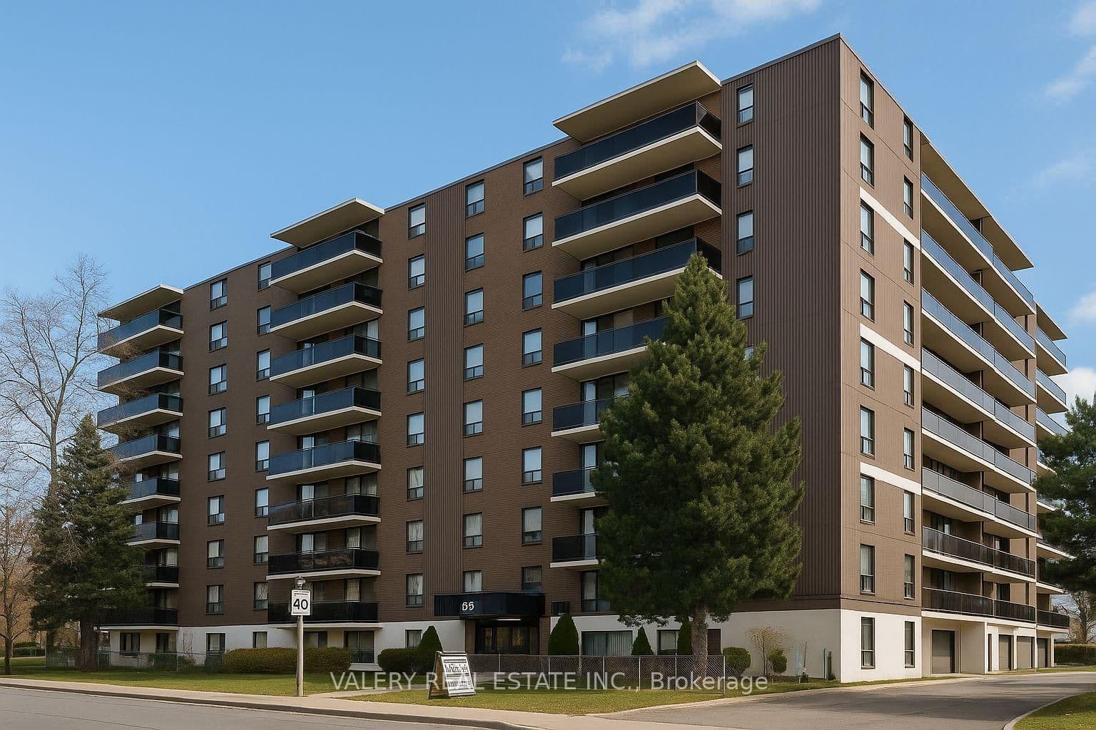 35 Confederation Drive, Unit 717 - Image 1