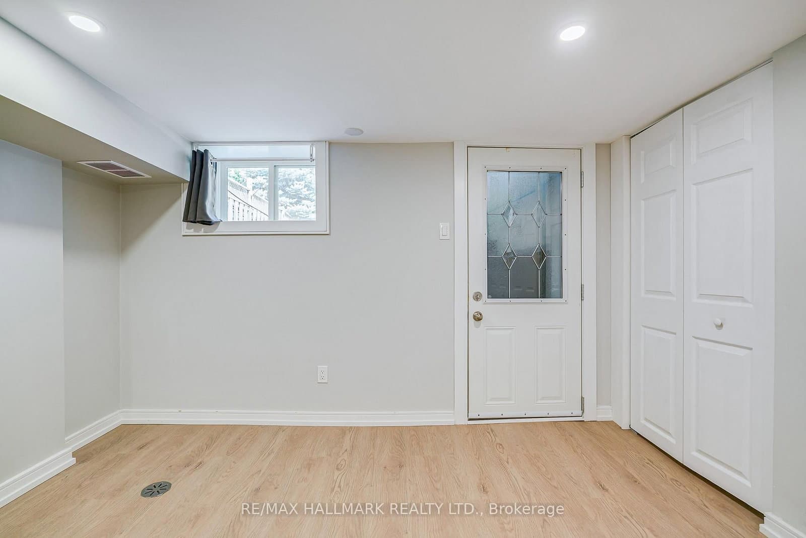 115 Rainsford Road, Unit Lower - Image 2