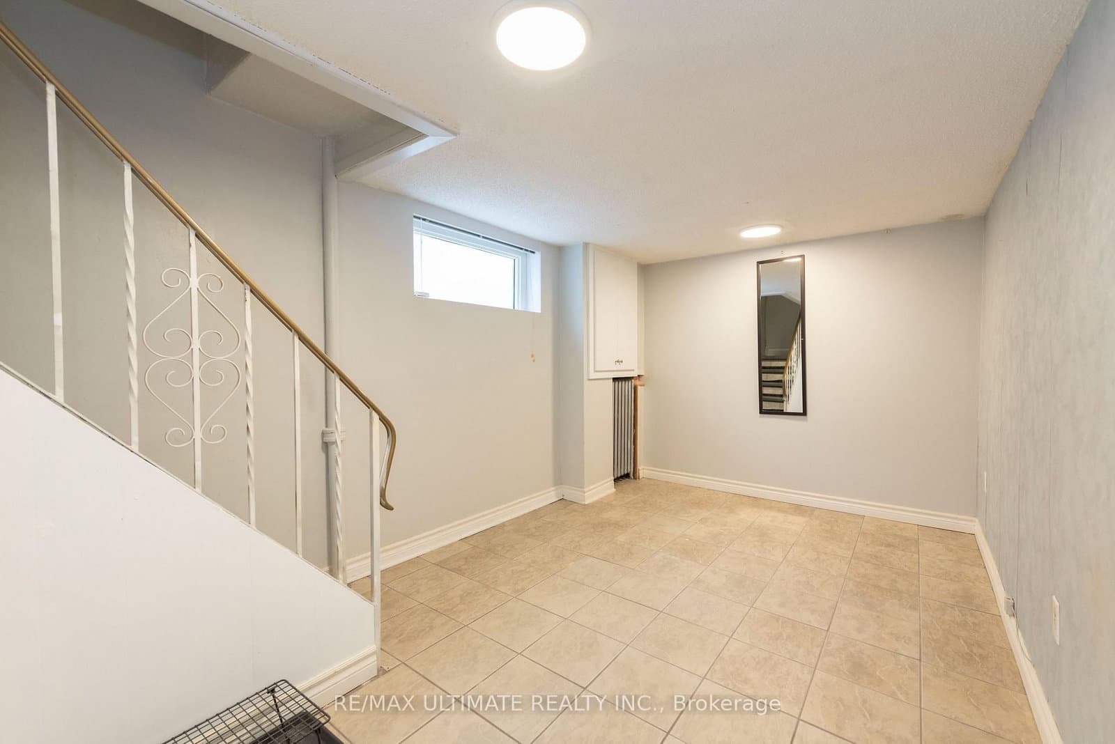 7 Joanith Lower Drive - Image 1