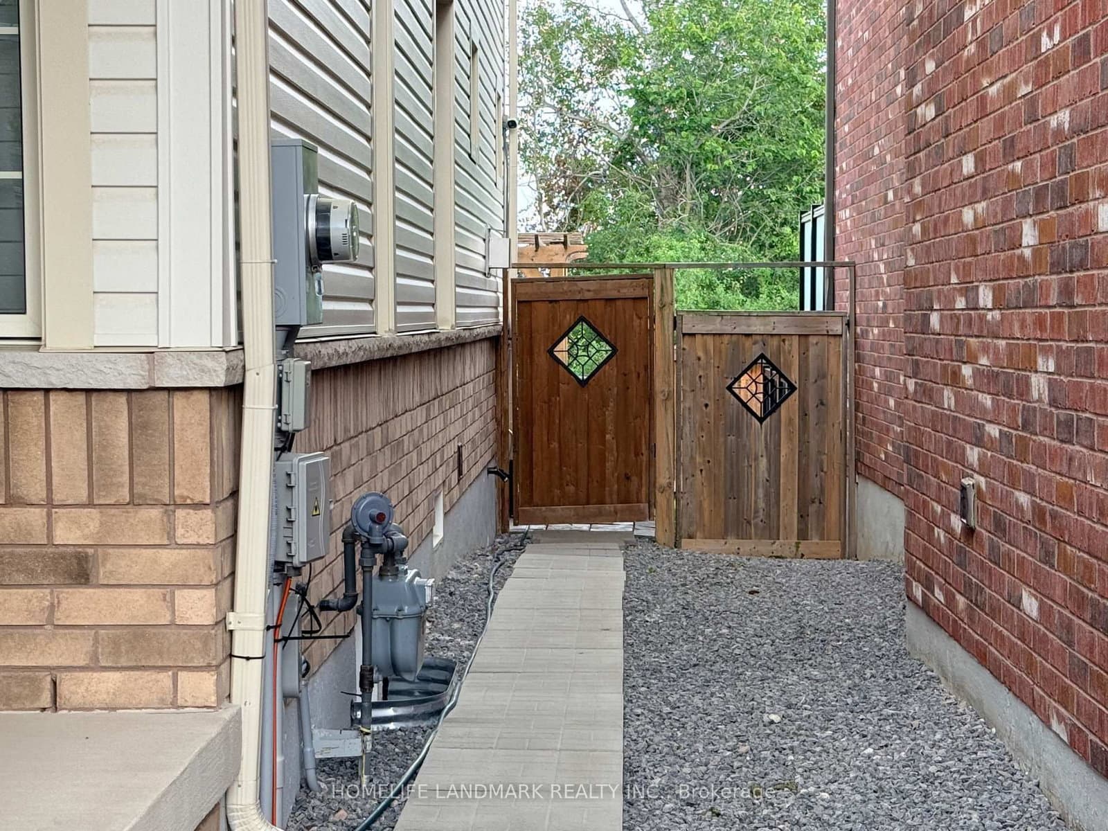 2313 Secreto Drive - Image 1